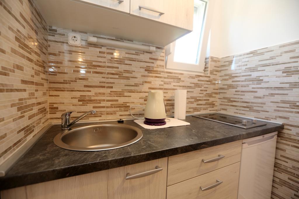 Sonja Apartments Водице Екстериор снимка